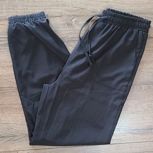 NWT'S! ROMWE - Black Lightweight Silky Joggers- Size M